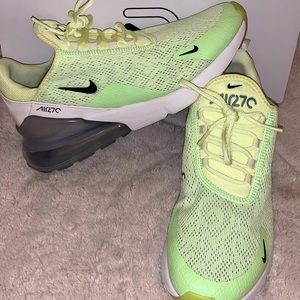 Nike Air Max 270, size 9